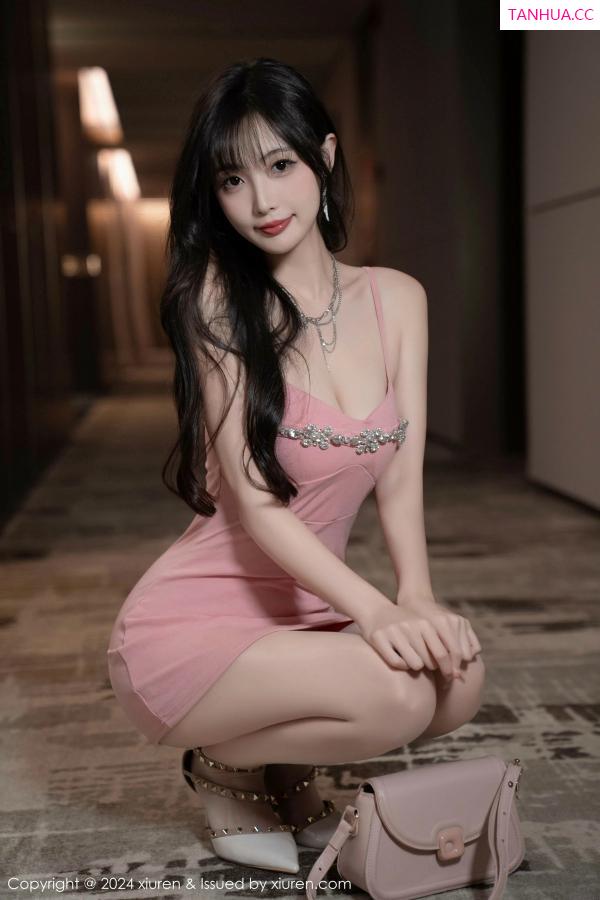 林星阑  [XiuRen]高清写真图 2024.11.01 No.9380 林星阑 丝袜美腿第28张图片